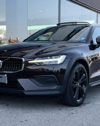 VOLVO V60 Cross Country D4 AWD 190CV Geartronic