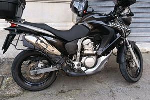 Honda transalp 700