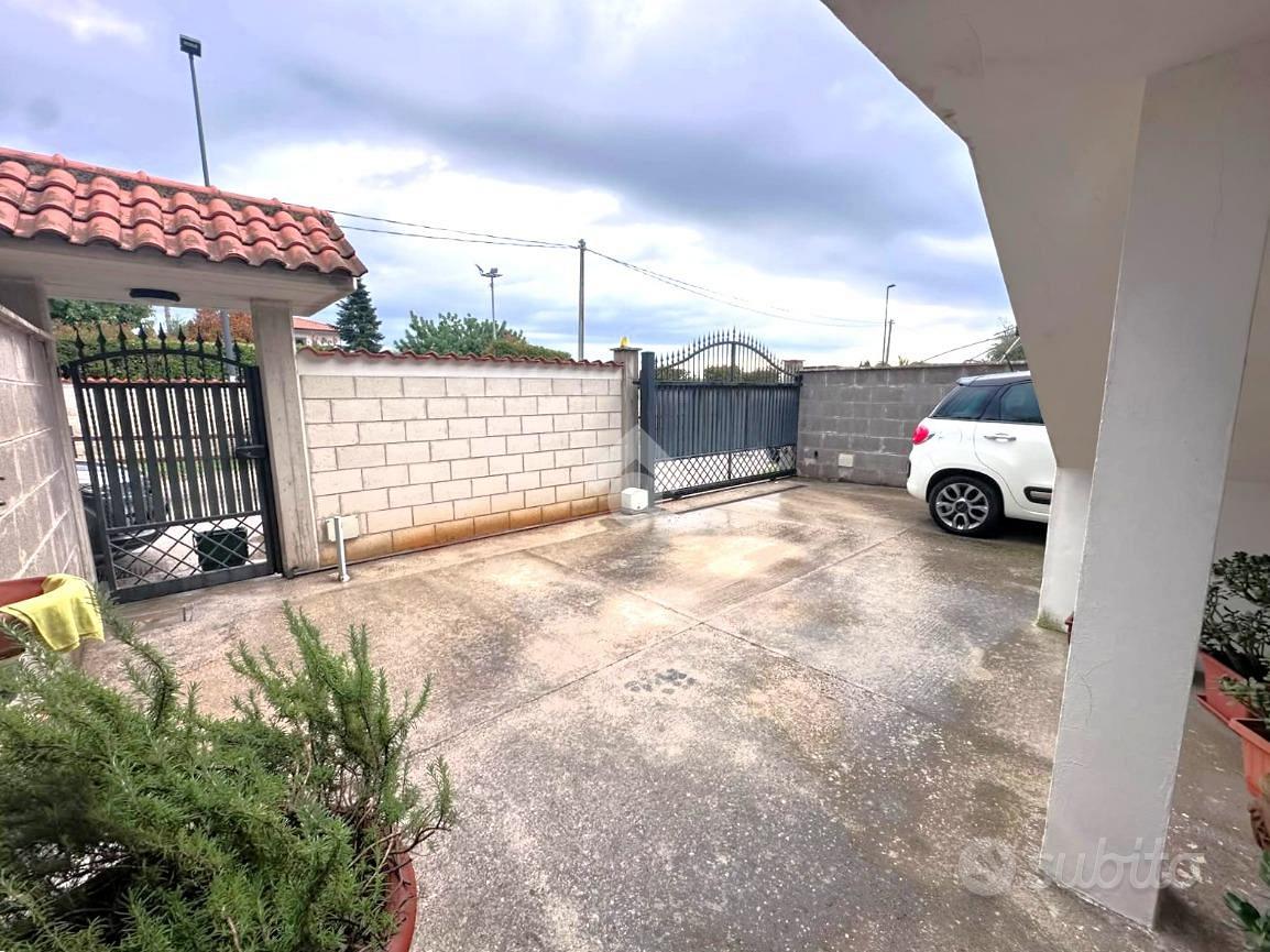 Casa – Aprilia, Lampione - Vista 3