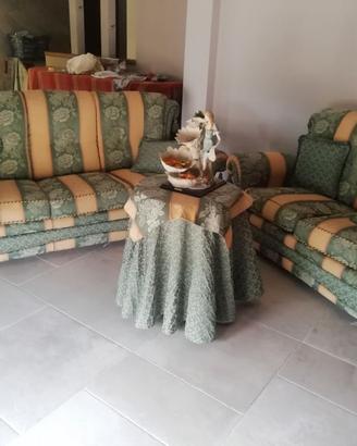 divani 3/2 posti