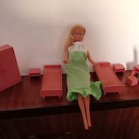 barbie 1966 mattel con vestitini e arredamento