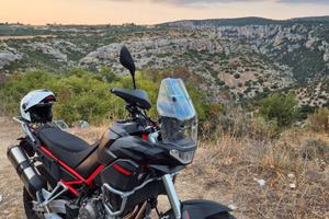 APRILIA TUAREG 660 NERO OPACO TELAIO ROSSO