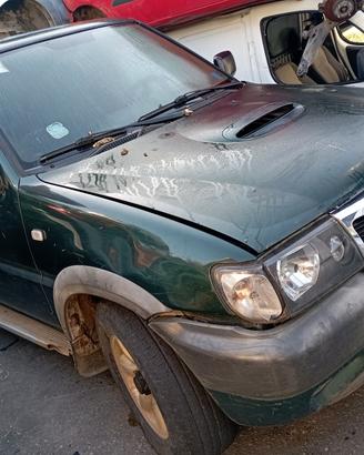 NISSAN TERRANO