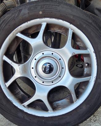 4 Cerchi in lega più 4 Pneumatici per Mini One R56