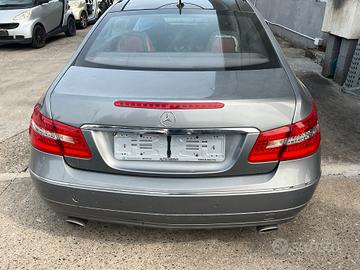 POSTERIORE COMPLETO MERCEDES CLASSE E COUPE 2010
