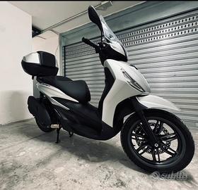 Beverly 400 hpe 14.000 km tagliandato perfetto