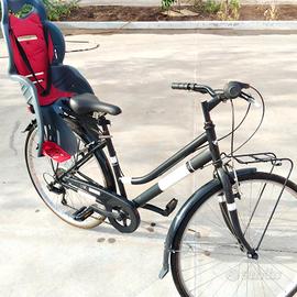 Bicicletta da città con seggiolino 