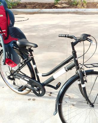 Bicicletta da città con seggiolino 