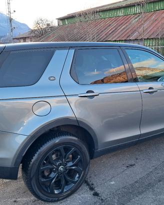 Land Rover Discovery Sport 2.2 