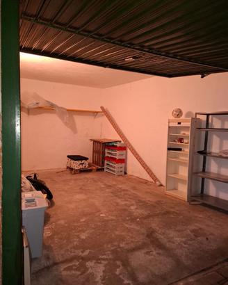 Box auto Luino centro