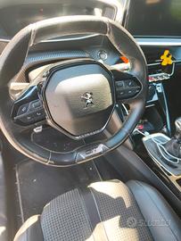  Peugeot 208 GT line 2020 