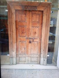 Porta in legno antica