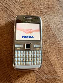 Nokia E72 l funzionante con caricatore originale
