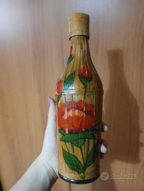 Bottiglia Vintage in Legno Dipinta a Mano
