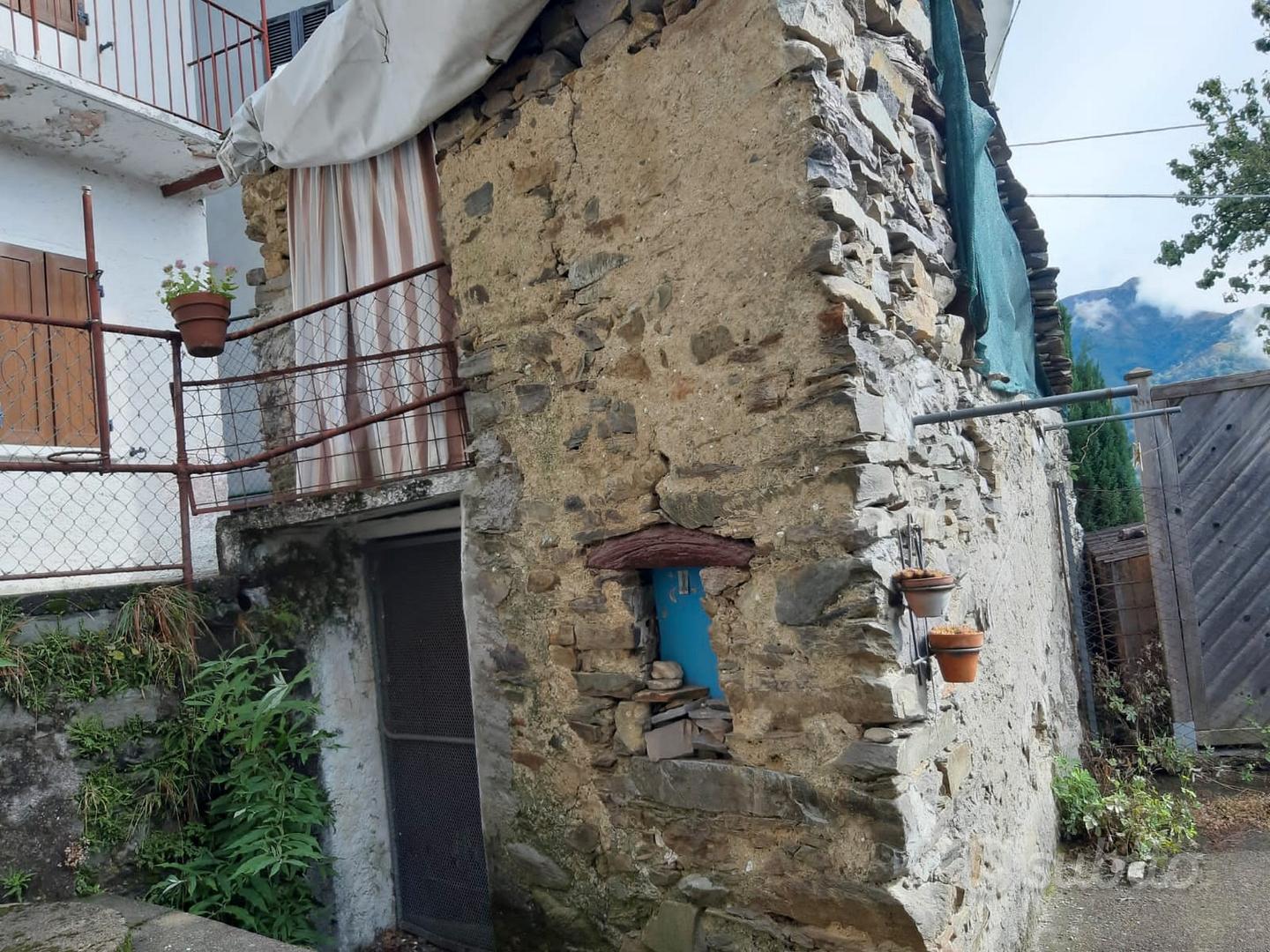 Apartment in Varese, Centro, Marone - Vista 3
