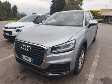 Audi Q2 30 tdi S-tronic Business Solo 85000 KM