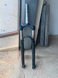 Forcella rockshox