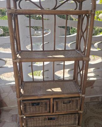 Etagère in bambù e rattan intrecciato