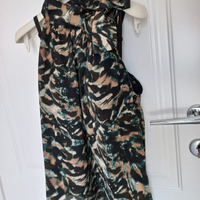 Top con scollo all'americana e fiocco