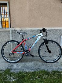 Bici lee cougan mai usata