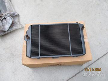 Radiatore audi 80
