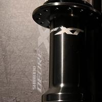 Mozzo shimano XT anteriore Boost nuovo