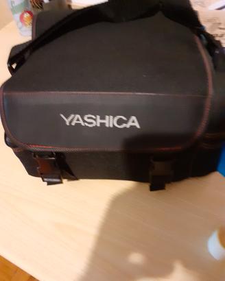macchina fotografica yascica