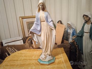 Statua della Madonna in porcellana Capodimonte