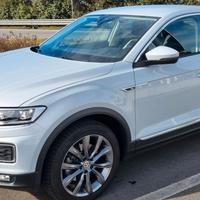 volkswagen T-roc 1.5 TSI 