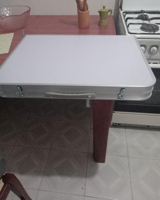 tavolo per campeggio richiudibile a valigietta