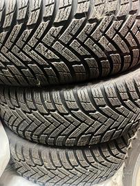 Pneumatici invernali Nokian Weatherproof 185/65R15