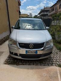 VW TOURAN 1.9 TDI ECO BLUEMOTION