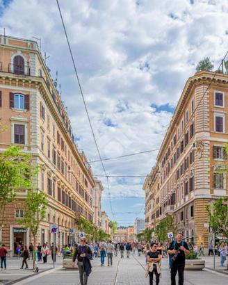 MONOLOCALE A ROMA