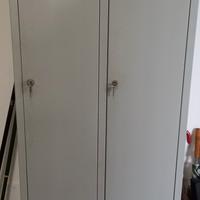 armadietto in metallo