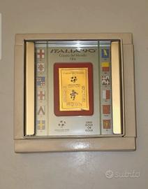 Francobollo Oro 18kt Italia 90