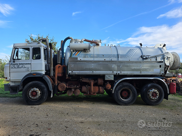 Autospurgo Iveco 180.26 cappellotto