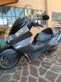 Aprilia Atlantic 500  permuto Suzuki 