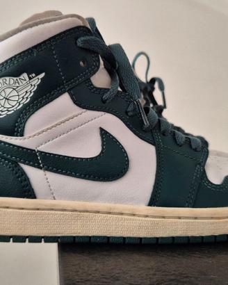 Sneakers alte Jordan. Nike