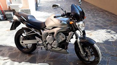 Yamaha FZ6