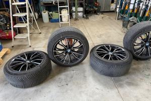BMW Cerchi in Lega e Pneumatici MICHELIN