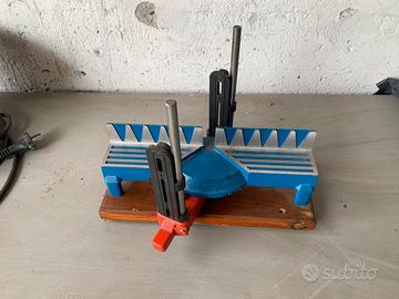 Attrezzo per tagli di precisione legno metalli