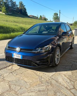 Volkswagen Golf 1.5 Tsi 150 cv
