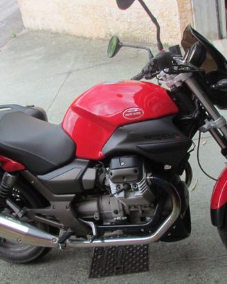 Moto Guzzi Breva 750 i.e.