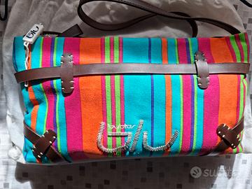 Borsetta a spalla blu byblos