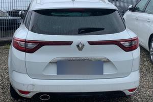 Renault Megane 4 Sporter Blue dCi 115cv EDC (2020)