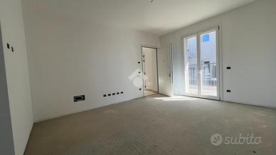 3 LOCALI A VEROLANUOVA