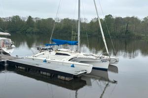 Barca Trimarano  a vela - Impara Navigando
