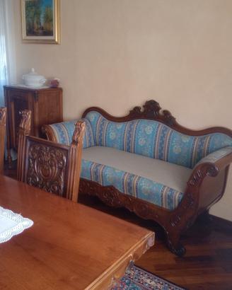 divano d epoca   restaurato 