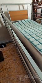 letto con sbarre anticaduta