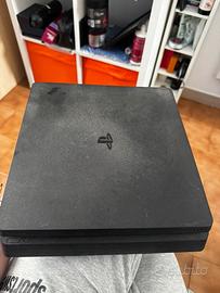 Play station 4 slim 1TB